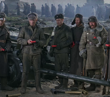 Кадр из фильма «Горячий снег» (1972). Режиссер – Гавриил Егиазаров