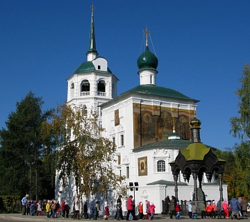 Спасская церковь. Фото: images.esosedi.ru