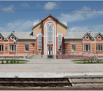Вокзал станции Ин. Автор фото: Максим Усенко. Фото: panoramio.com