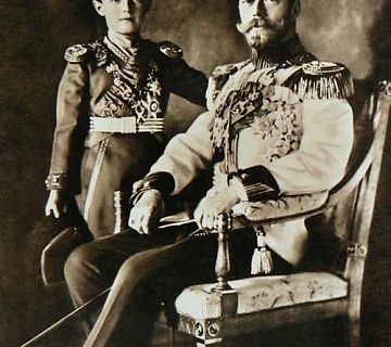 Николай II с цесаревичем Алексеем