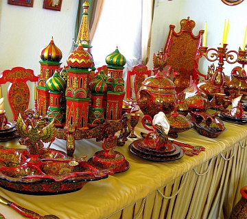 Золотая хохлома. Фото: tvoigid-nn.ru