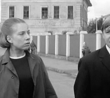 Кадр из фильма «Начало» (1970)