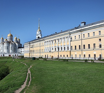 Здание Присутственных мест. Фото: wikimapia.org