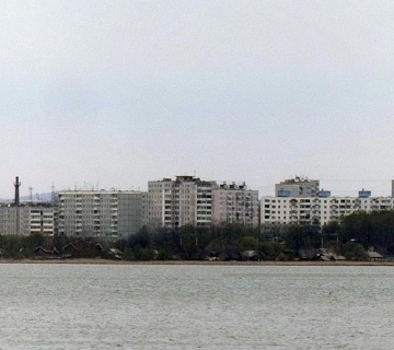 Вид на поселок Трудовое с Углового залива. Фото: ru.wikipedia.org